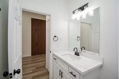 2139 Counter Point Drive, Houston, TX 77055 - Photo 39