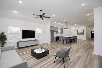 2139 Counter Point Drive, Houston, TX 77055 - Photo 9