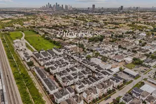2716 Arabelle St, Houston, TX 77007 - Photo 35
