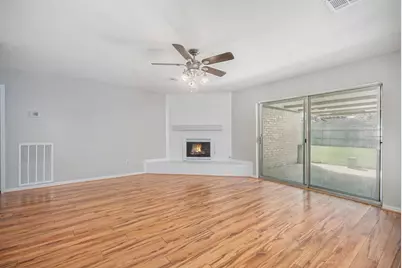 1920 Crooked Creek, Pearland, TX 77581 - Photo 9