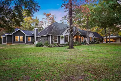 11 W Lake Forest Court, Conroe, TX 77384 - Photo 1