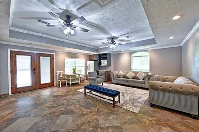 11 W Lake Forest Court, Conroe, TX 77384 - Photo 25