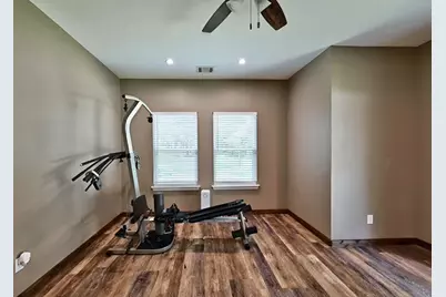 11 W Lake Forest Court, Conroe, TX 77384 - Photo 27