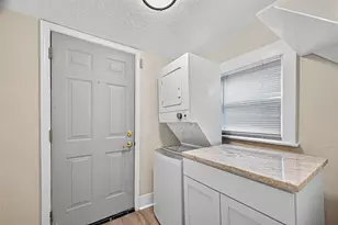 5122 Larkin St, Houston, TX 77007 - Photo 13