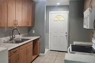 9602 Stockwell Dr, Houston, TX 77083 - Photo 3