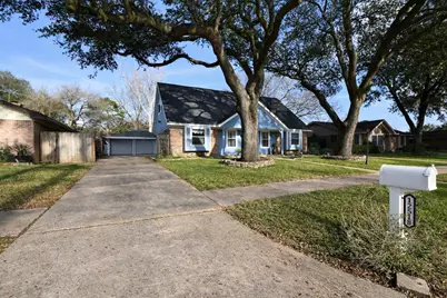 12518 Hunting Briar Drive, Houston, TX 77099 - Photo 3