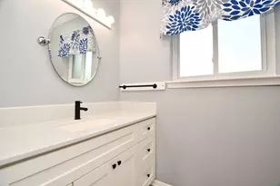 12518 Hunting Briar Dr, Houston, TX 77099 - Photo 11