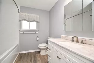 12518 Hunting Briar Dr, Houston, TX 77099 - Photo 15