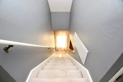 12518 Hunting Briar Drive, Houston, TX 77099 - Photo 13