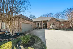 118 Hillsborough Dr W, Montgomery, TX 77356 - Photo 37