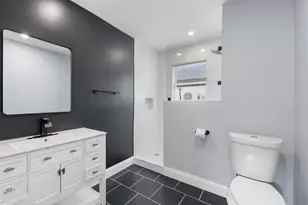 4120 Linn St, Houston, TX 77026 - Photo 5