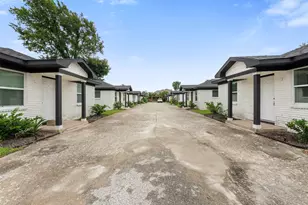 4120 Linn St, Houston, TX 77026 - Photo 7