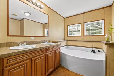 14619 Calvary Road, Willis, TX 77318 - Photo 11