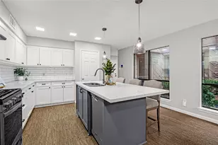 16626 Neumann Dr, Houston, TX 77058 - Photo 3