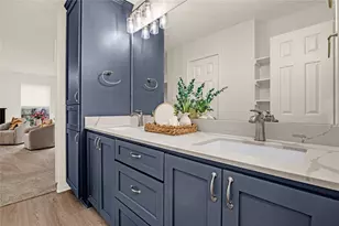 16626 Neumann Dr, Houston, TX 77058 - Photo 13