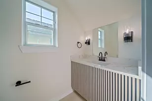 2202 31st St, Galveston, TX 77550 - Photo 17