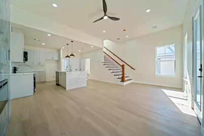 2202 31st Street, Galveston, TX 77550 - Photo 11