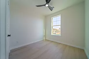 2202 31st St, Galveston, TX 77550 - Photo 27