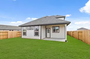 520 Long Br Dr, Dayton, TX 77535 - Photo 19