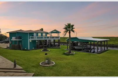 130 Admiral Lane, Freeport, TX 77541 - Photo 1