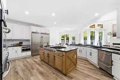 3 Graylin Woods Place, The Woodlands, TX 77382 - Photo 11