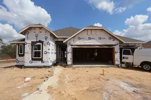 318 Cobb Ct, Sealy, TX 77474 - Photo 3
