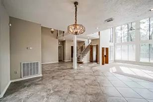 67 N Skyflower Ct, The Woodlands, TX 77381 - Photo 9