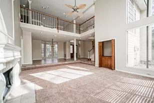 67 N Skyflower Ct, Spring, TX 77381 - Photo 9