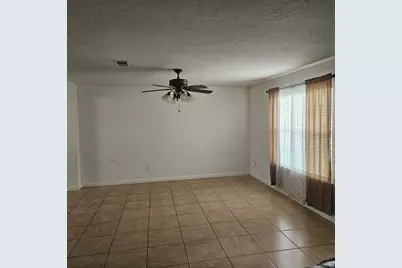 12330 Greensbrook Forest Drive, Houston, TX 77044 - Photo 5