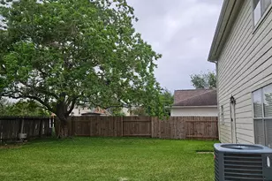12330 Greensbrook Forest Dr, Houston, TX 77044 - Photo 7