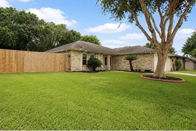 16814 Square Rigger Lane, Friendswood, TX 77546 - Photo 3