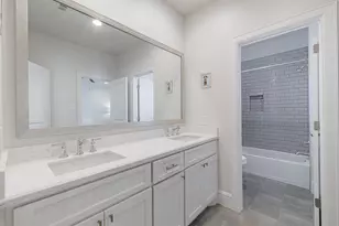 247 Green Blvd, Shenandoah, TX 77384 - Photo 21