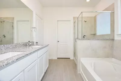 8106 Royal Palm Court, Fulshear, TX 77441 - Photo 19