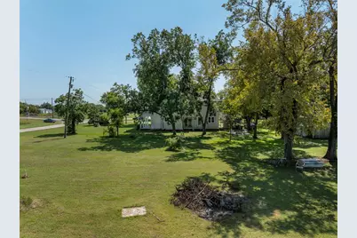1008 Railroad, Thornton, TX 76687 - Photo 17