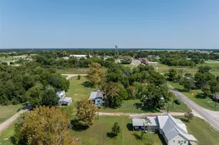1008 Railroad, Thornton, TX 76687 - Photo 15
