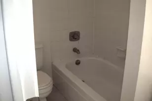 9850 Pagewood Ln, Houston, TX 77042 - Photo 15