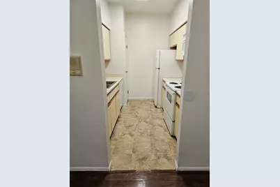 9850 Pagewood Lane #1303, Houston, TX 77042 - Photo 5