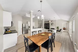 3806 Vinecrest Dr, Pearland, TX 77584 - Photo 13