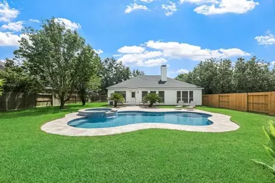 3806 Vinecrest Drive, Pearland, TX 77584 - Photo 25