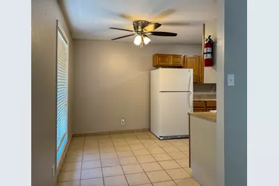 2102 5th Avenue N #5, Texas City, TX 77590 - Photo 3