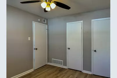 2102 5th Avenue N #5, Texas City, TX 77590 - Photo 9