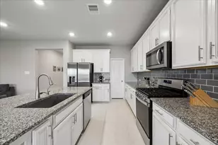 7614 Water Glen Ln, Manvel, TX 77578 - Photo 7
