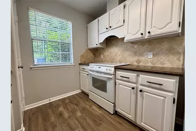 2030 Plantation Drive #B1, Conroe, TX 77301 - Photo 11
