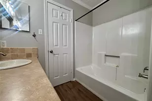 2030 Plantation Dr, Conroe, TX 77301 - Photo 19