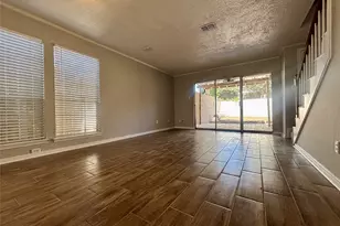2030 Plantation Dr, Conroe, TX 77301 - Photo 11