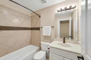 9120 Kenilworth St, Houston, TX 77024 - Photo 29