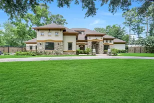 9120 Kenilworth St, Houston, TX 77024 - Photo 1