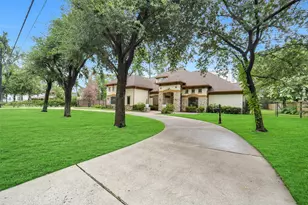 9120 Kenilworth St, Houston, TX 77024 - Photo 3
