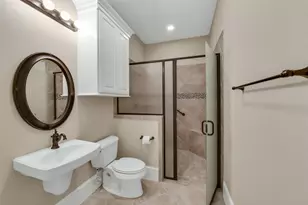 9120 Kenilworth St, Houston, TX 77024 - Photo 27
