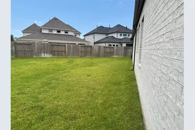 9911 Deep Water Drive, Missouri City, TX 77459 - Photo 23